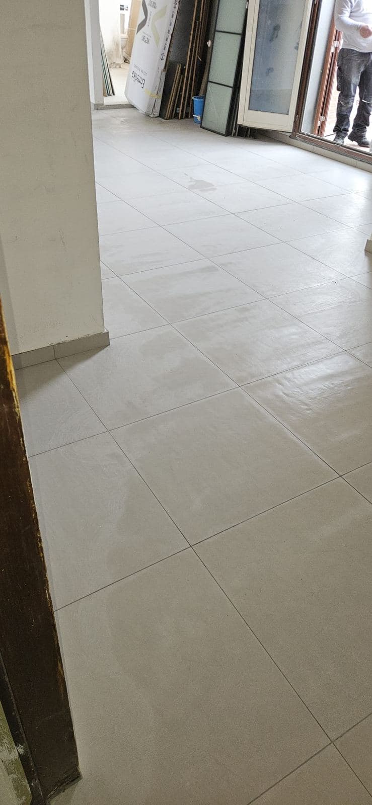 Posa pavimento in gres