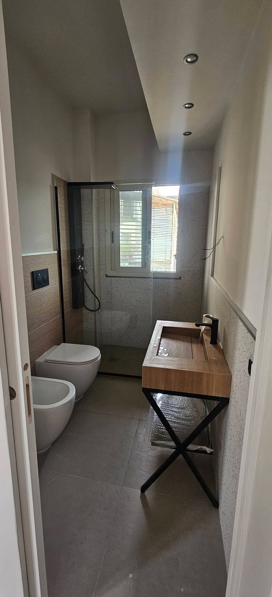 Bagno industrial e lavanderia botanica